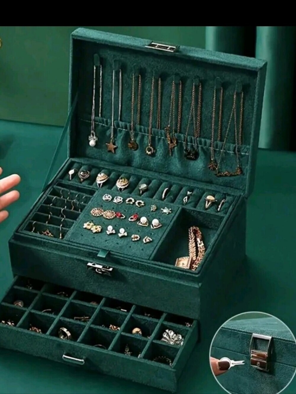 Velvet Jewelry Organizer Box in Deep Green